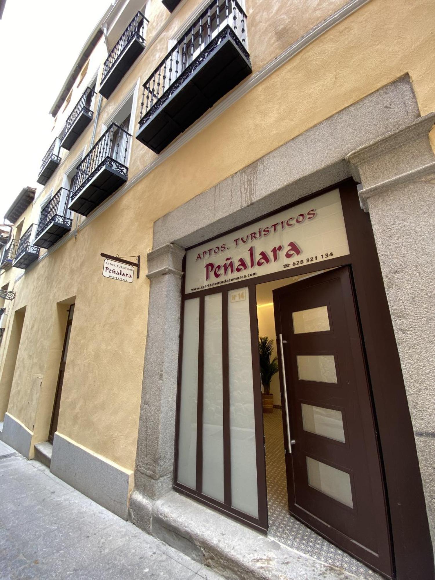 Apartamentos Penalara セゴビア エクステリア 写真