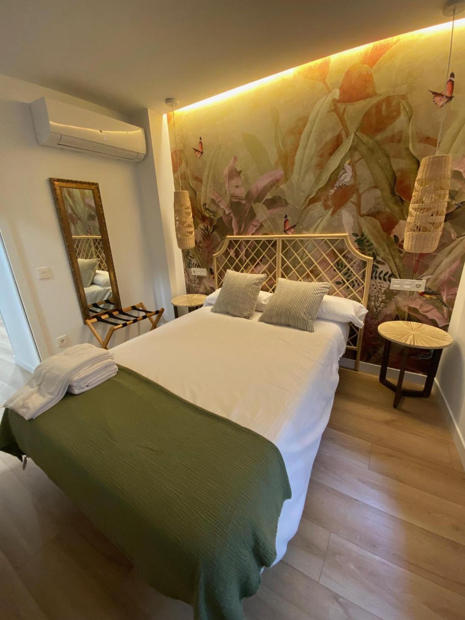 Apartamentos Penalara セゴビア エクステリア 写真